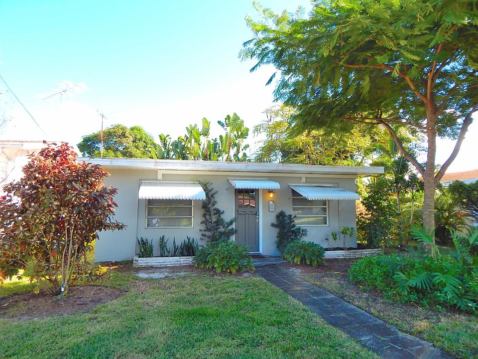 1st image of 1622 NE 34th Dr