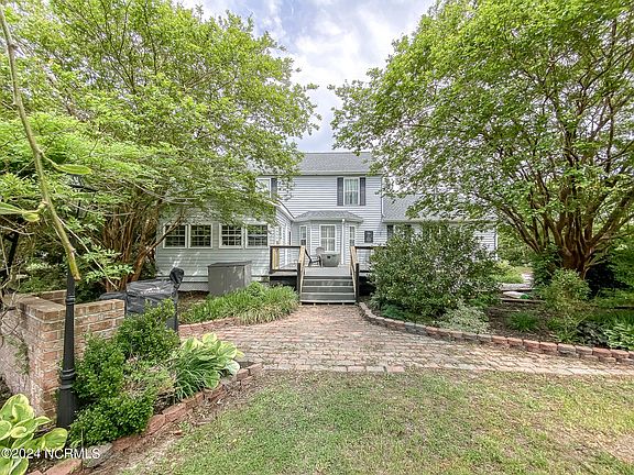 2nd image of 107 Dukes Court