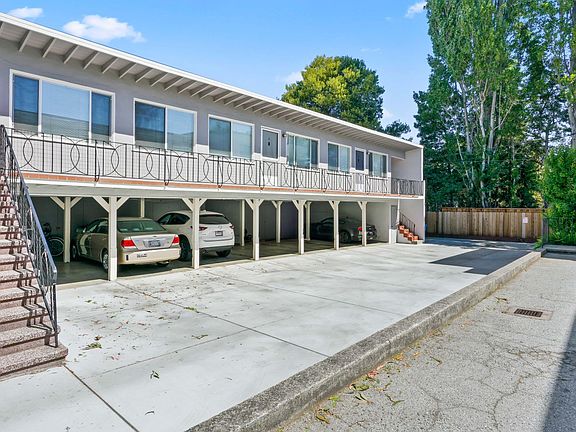 3rd image of 1440 El Camino Real APT 6