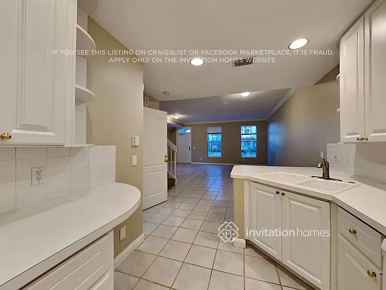 235 Murray Ct — Photo 9