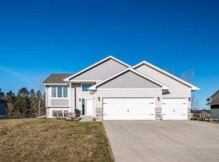 485 Highland Dr, Ellsworth, WI 54011
