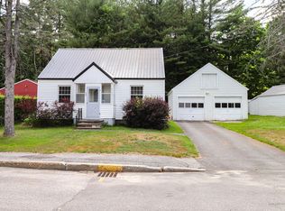 765 Somerset St, Rumford, ME 04276