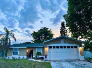 2146 SW 3rd Pl, Cape Coral, FL 33991