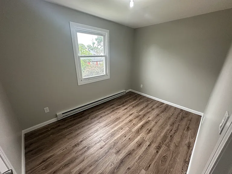 218 Hansbury Ave #3 — Photo 5