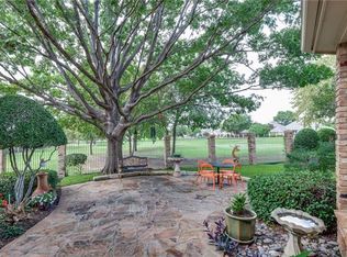 6345 Skylark Cir, North Richland Hills, TX 76180