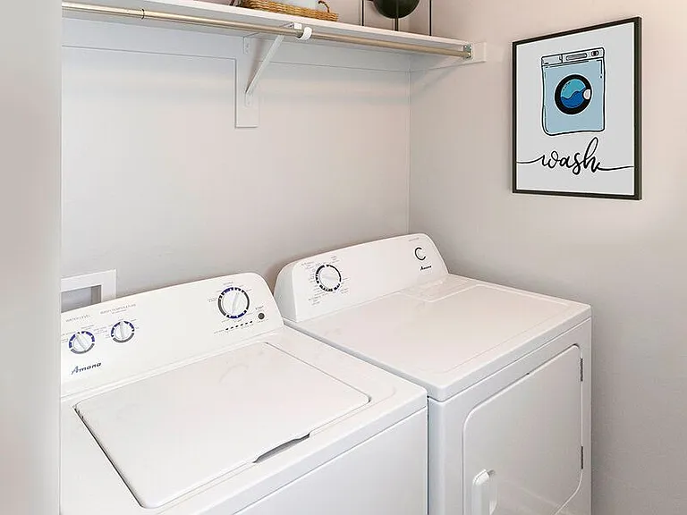 Mountain View Townhomes — Photo 9