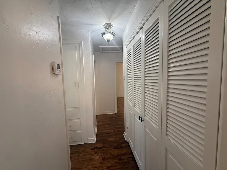 3105 NW 21st St — Photo 20