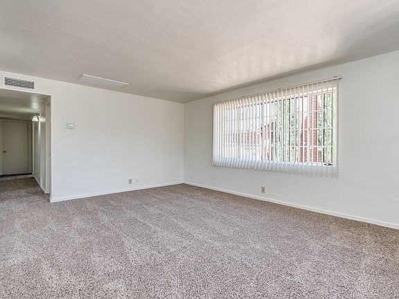 3rd image of 713 N Dodge Blvd