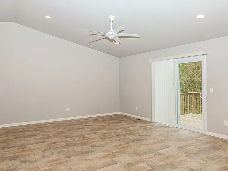4020 Sumner Dr — Photo 9