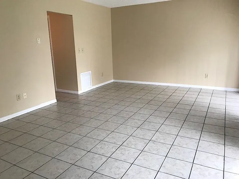 5408 Mariner Blvd — Photo 4