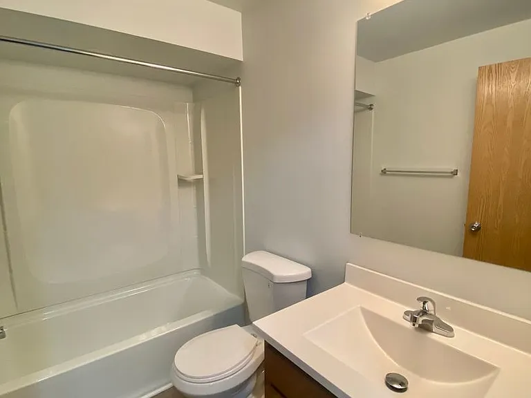 510 N Congress St — Photo 5
