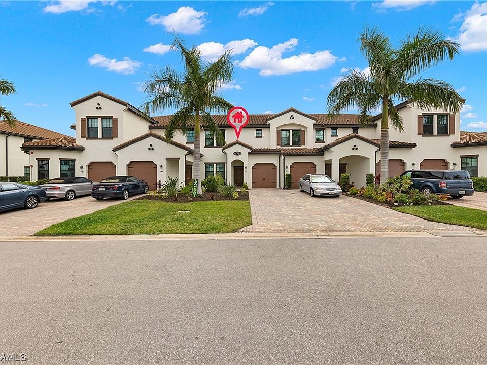 1st image of 11789 Grand Belvedere Way #102