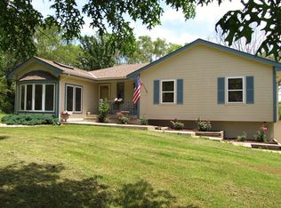 4 Asher Ln, Smithville, MO 64089