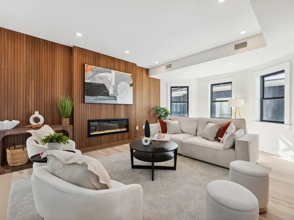 32 Bartlett St #Penthouse, Somerville, MA 02145