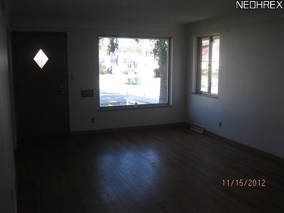 3rd image of 20525 Belvidere Ave