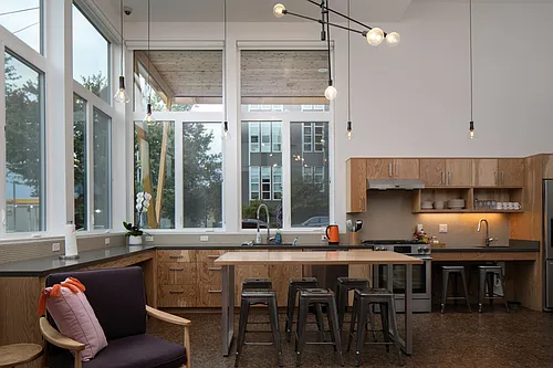 The Roost Apartments - Modern Coliving Photo 1