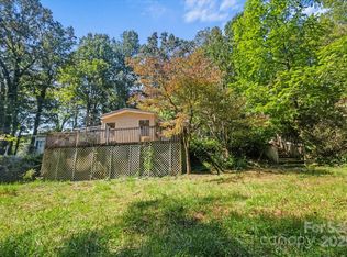 7 Maple Dr, Brevard, NC 28712