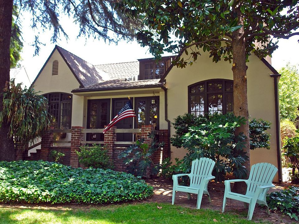 72 Annandale Extrior