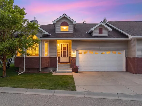 71 N Scotia Lndg NW, Calgary, AB T3L 2K2