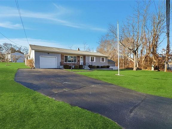 2nd image of 45 Diamond Hill Rd