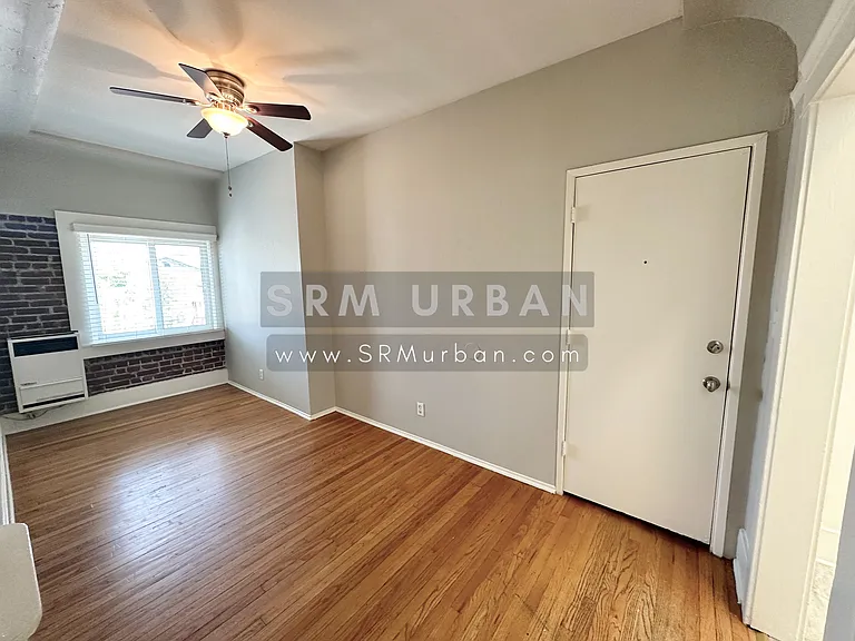 4709 34th St #9 — Photo 4
