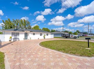 3951 NW 179th St, Miami Gardens, FL 33055