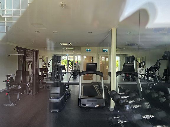 4th image of 691 North Rd #808
