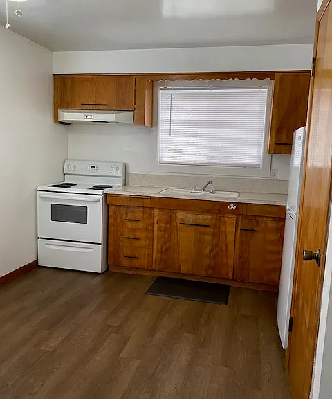 1270 Ruge St NW — Photo 4