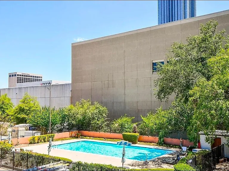 5150 Hidalgo St #1503 — Photo 15