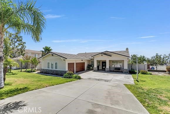 1st image of 12661 Ridgecrest Dr