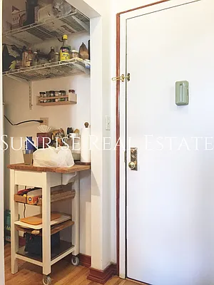 Rented by Sunrise Real Estate | media 22