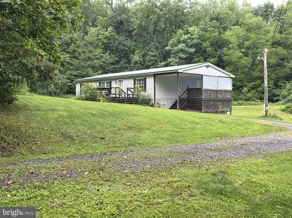 24922 Locke Rd, Shade Gap, PA 17255