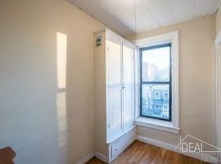 255 20th Brooklyn, Brooklyn, NY 11251