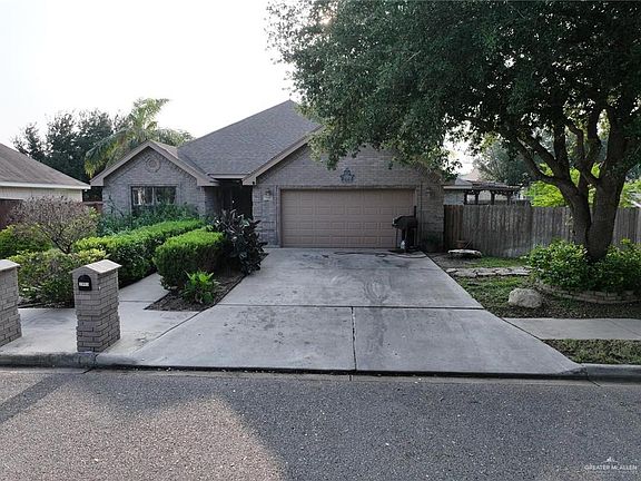 3rd image of 2903 N 44th Ln