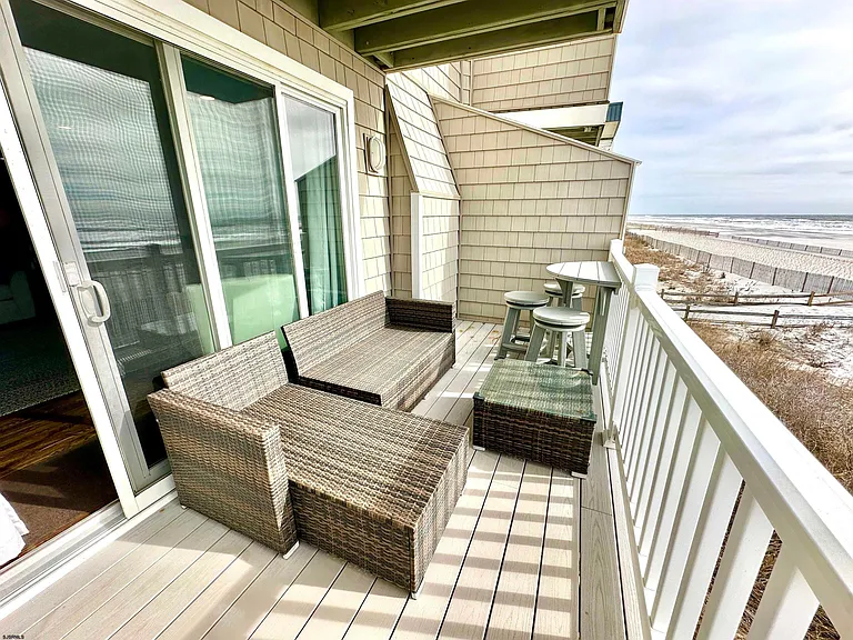 612 E Brigantine Ave #612 — Photo 14