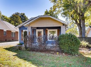 707 E Iredell Ave, Mooresville, NC 28115