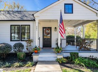221 Buist Ave, Greenville, SC 29609