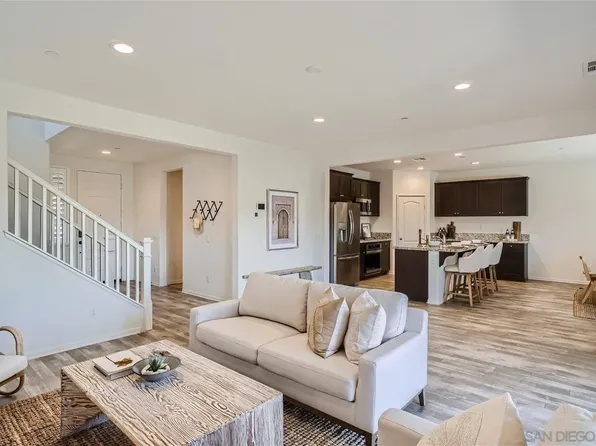 398 Ventasso Way, Fallbrook, CA 92028