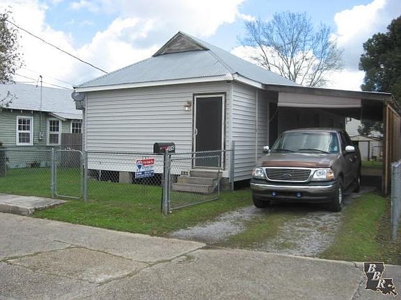 3rd image of 306 Gouaux Ave