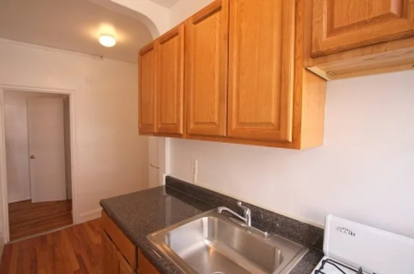 Rented by Citi Habitats | media 22