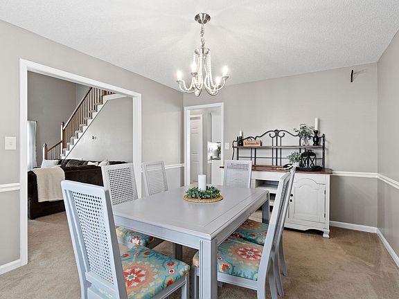 5th image of 1268 Archwood Dr