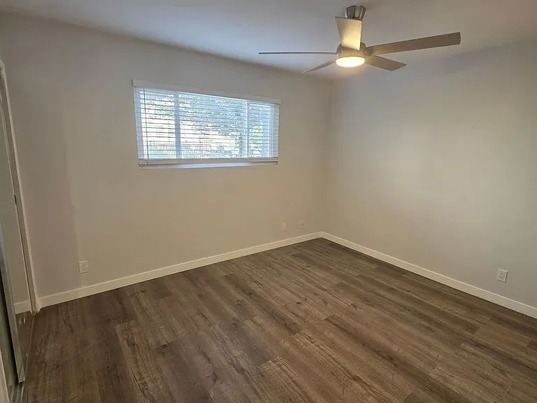 2515 Ocean View Ave — Photo 8