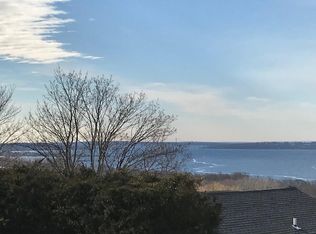 208 State Ave, Fall River, MA 02724