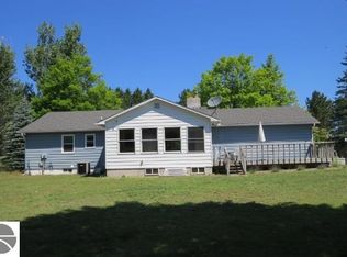 2763 W Eddy School Rd, Bellaire, MI 49615