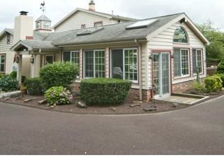 1729 Whitehall Rd, Norristown, PA 19403