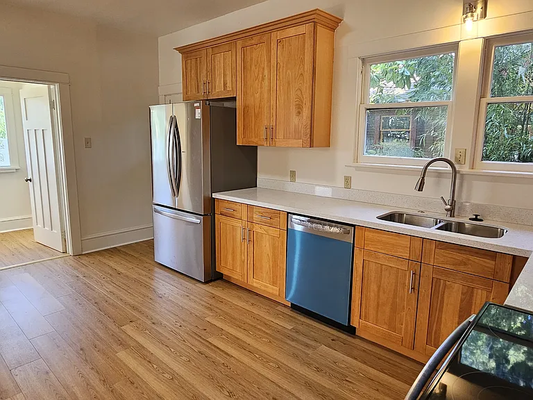 5203 12th Ave NE — Photo 11