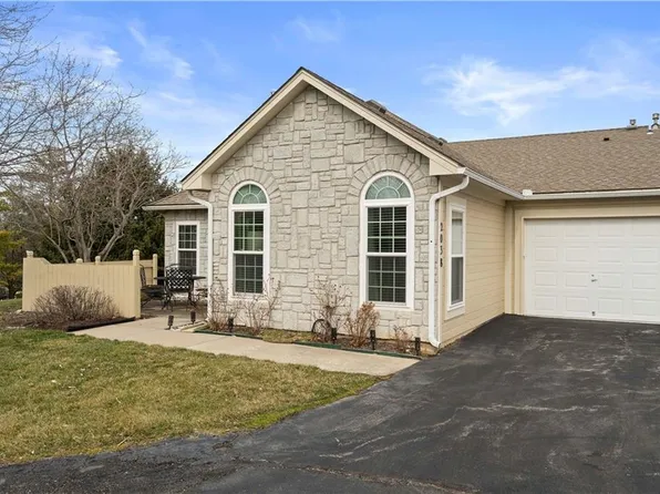 2038 W 139th St, Leawood, KS 66224