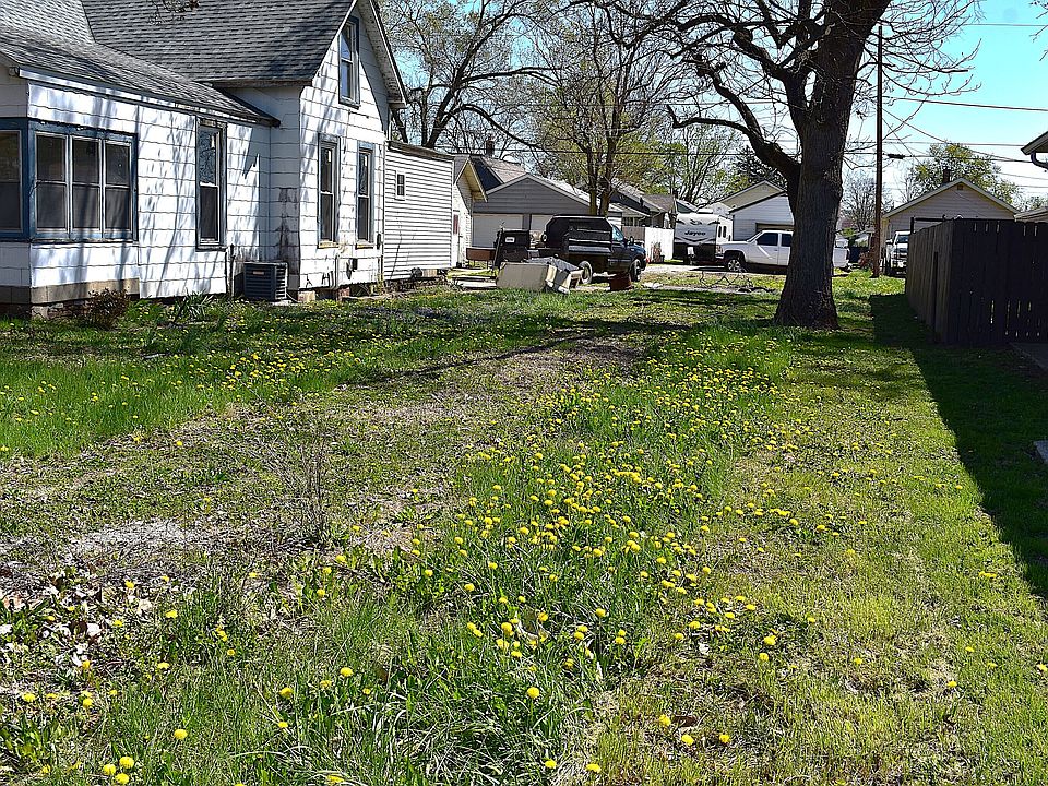 2nd image of 2325 S Meridian St