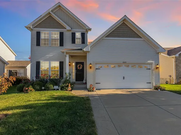 1343 Shorewinds Trl, Saint Charles, MO 63303