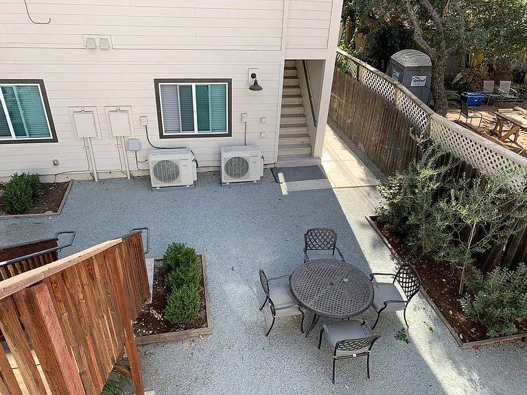 2424 L St #2 — Photo 26